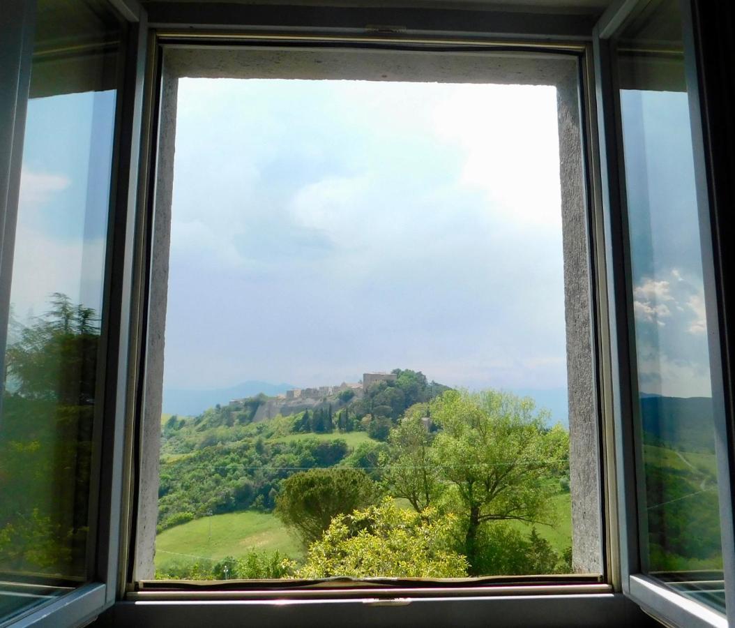 Podere Orto Wine Country House Trevinano Екстериор снимка