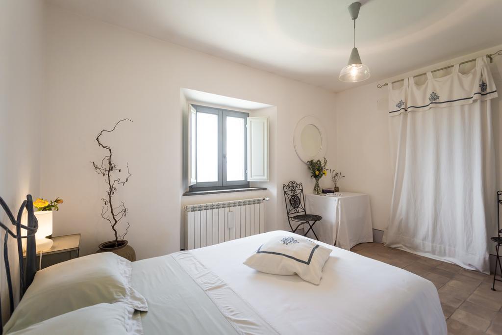 Podere Orto Wine Country House Trevinano Екстериор снимка