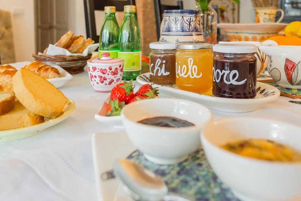 Podere Orto Wine Country House Trevinano Екстериор снимка