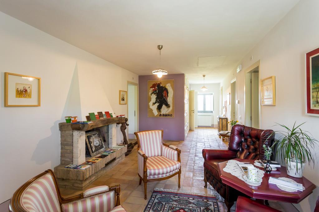 Podere Orto Wine Country House Trevinano Екстериор снимка