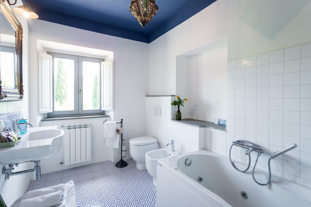 Podere Orto Wine Country House Trevinano Екстериор снимка