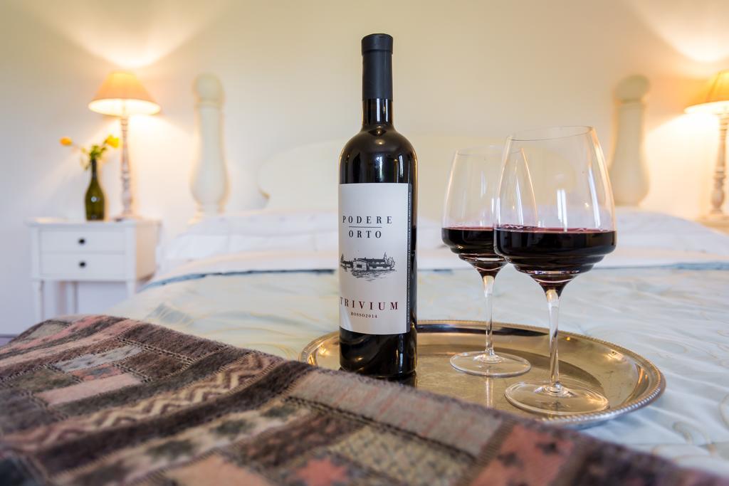 Podere Orto Wine Country House Trevinano Екстериор снимка