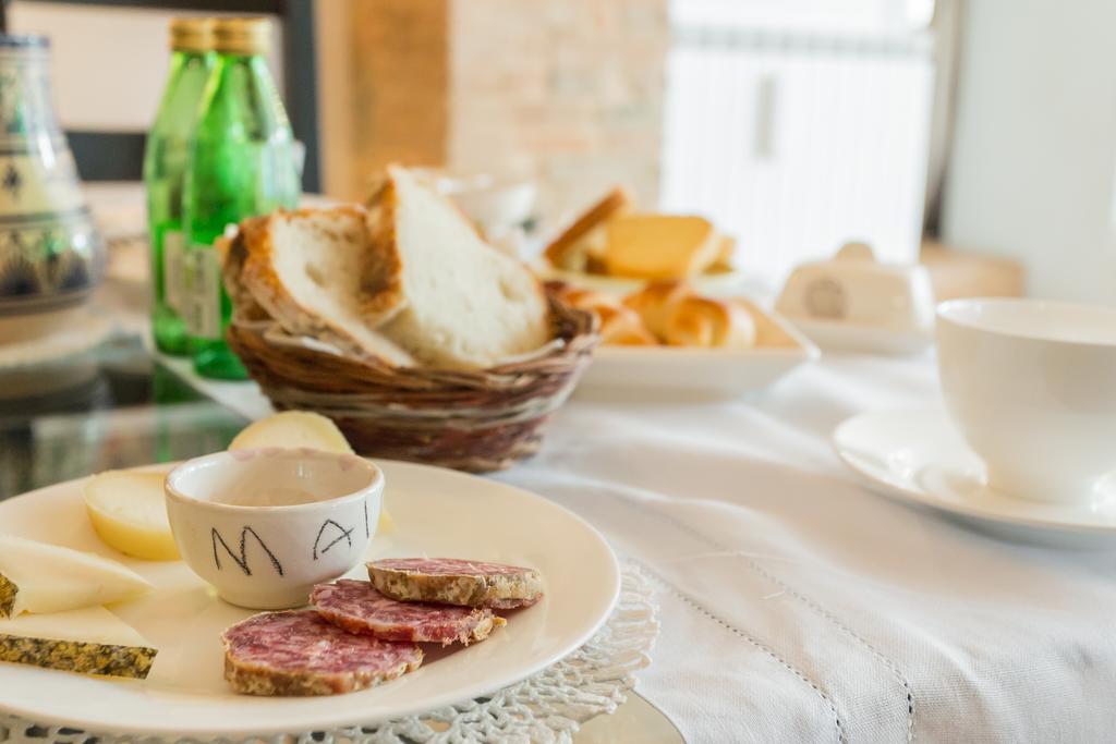 Podere Orto Wine Country House Trevinano Екстериор снимка