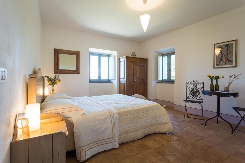 Podere Orto Wine Country House Trevinano Екстериор снимка