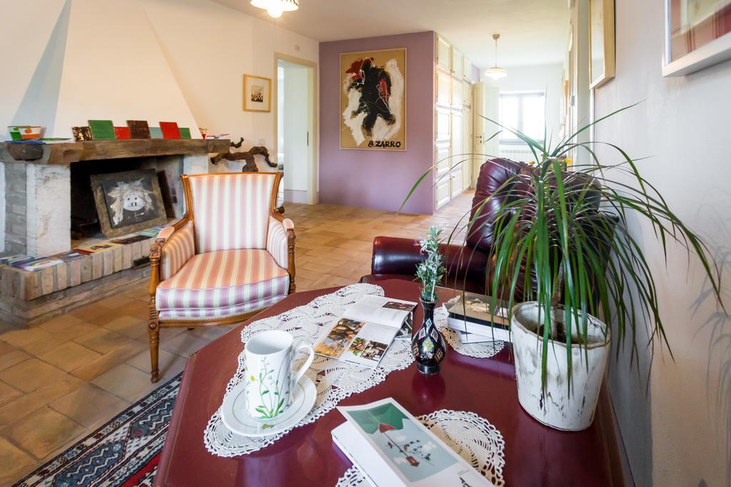 Podere Orto Wine Country House Trevinano Екстериор снимка